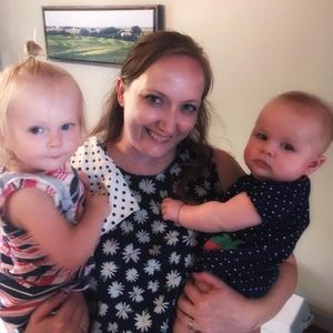 Meet your Posher, Lara